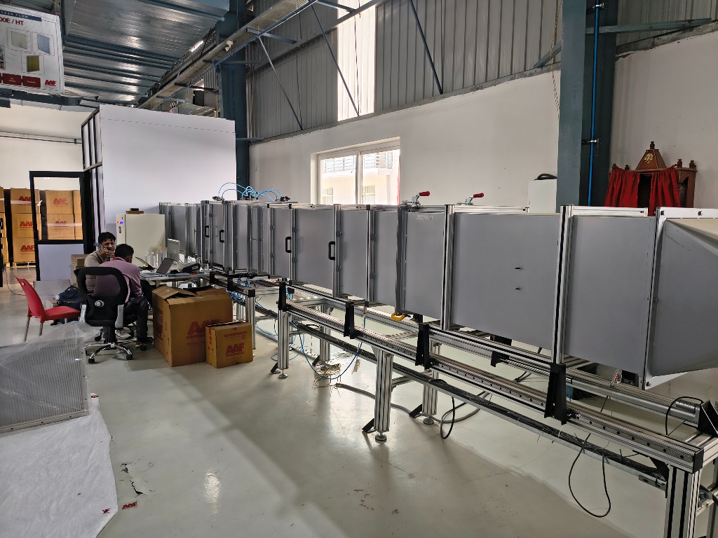 Multi-Section HEPA Filter Test Duct Array and Computerized Operator Workstation